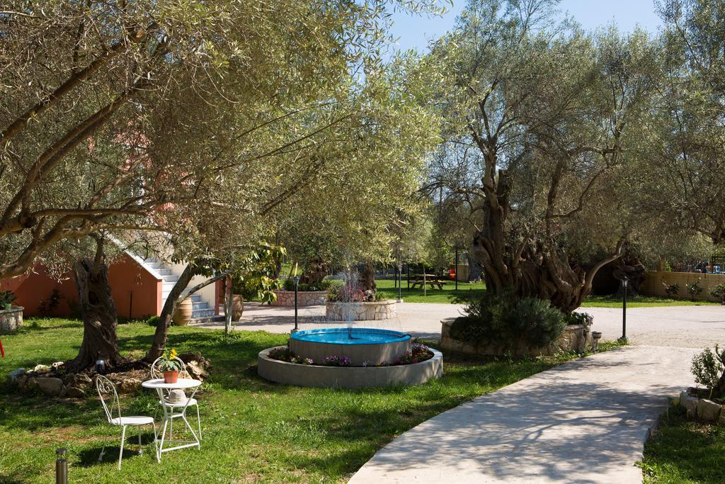 Santa Maria Luxury Apartments Lefkada City Ngoại thất bức ảnh