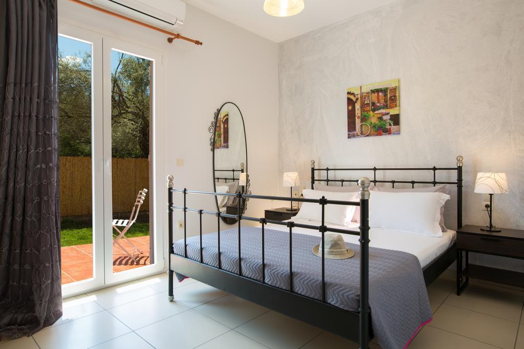 Santa Maria Luxury Apartments Lefkada City Ngoại thất bức ảnh