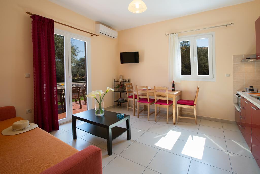Santa Maria Luxury Apartments Lefkada City Ngoại thất bức ảnh